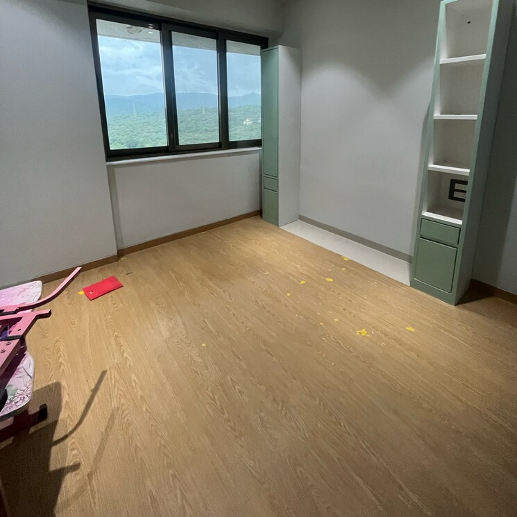 Room, gundecha-premiere 2.5 Bedroom 950 Sq.Ft. Apartment In Janupada Mumbai 9269797