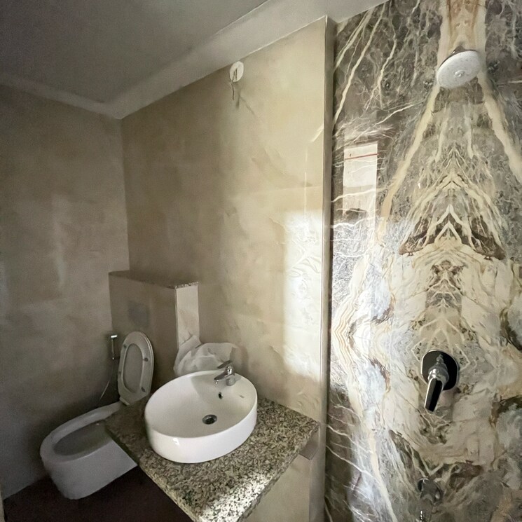 Bathroom, gundecha-premiere 2.5 Bedroom 950 Sq.Ft. Apartment In Janupada Mumbai 9269797