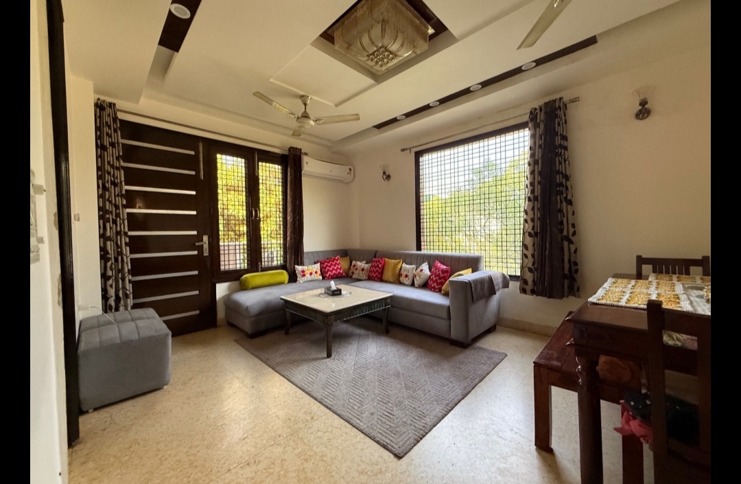 2 BHK + Study Room Builder Floor For Sale in Cr Park 