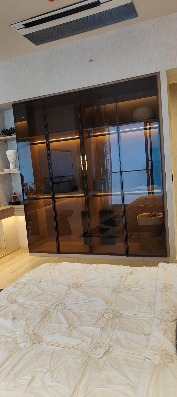 3 BHK + Pooja Room,Servant Room,Study Room,Extra Room 1567 Sq.Ft. Apartment in Rustomjee Parishram