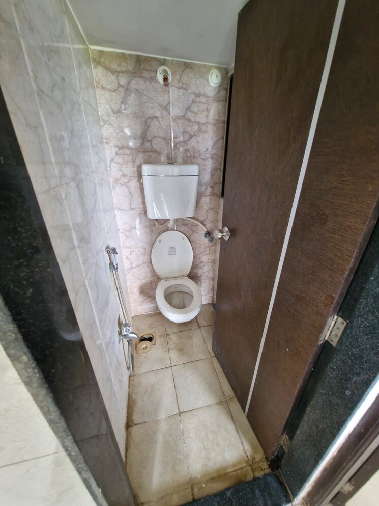 Bathroom, vinay-unique-gardens 1 Bedroom 445 Sq.Ft. Apartment In Virar West Palghar 9269858