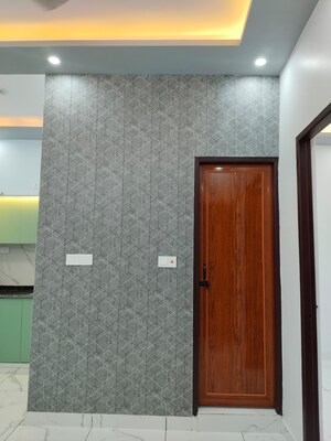 Furnished Amenities in 3 BHK Builder Floor at K Homes, Govindpuram – for Sale