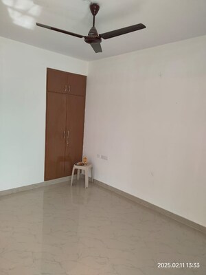 Bedroom in 2.5 BHK Apartment at Unique Sapphire, Mohanpura – for Rent