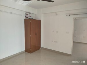Bedroom in 2.5 BHK Apartment at Unique Sapphire, Mohanpura – for Rent