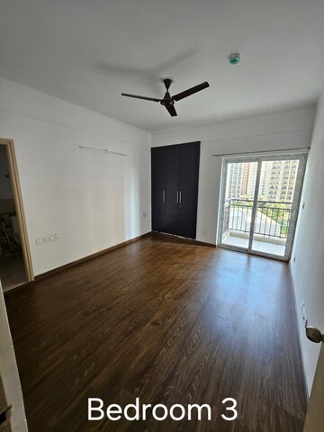 Room in 3 BHK Apartment at ATS Allure, Sector 22d Yamuna Expressway – for Rent