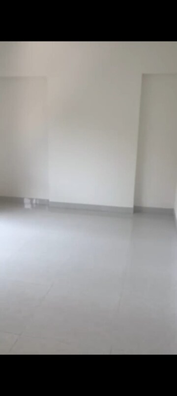 Room in 3 BHK Apartment at Atmiya Centria, Santacruz East – for Sale