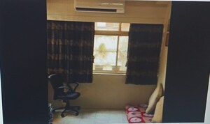 1 BHK Apartment For Sale in Colaba