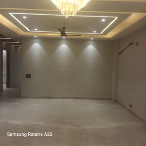 Living Room in 3 BHK Builder Floor at Sector 57 – for Rent