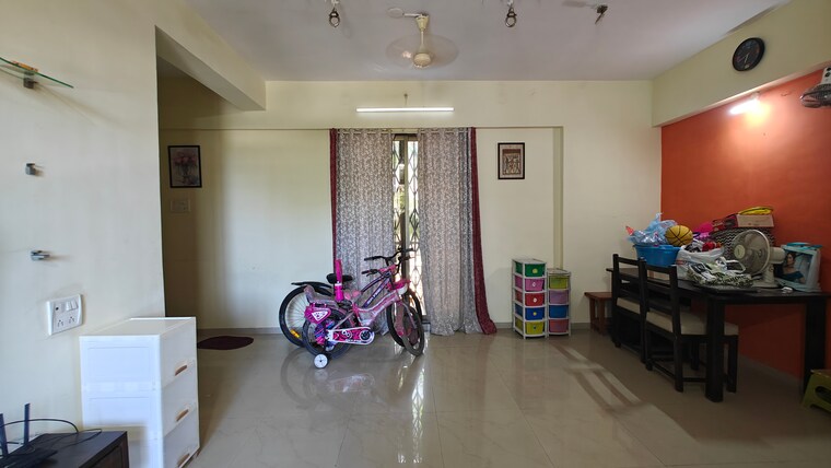  Parking, shree-siddhivinayak-chs-borivali 2 Bedroom 700 Sq.Ft. Apartment In Borivali West Mumbai 9269958