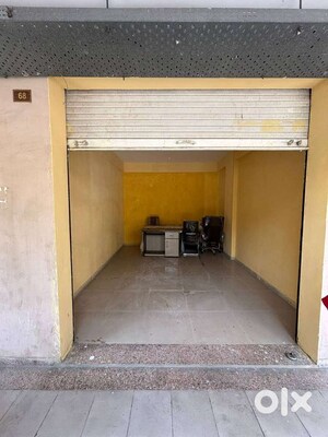 Bedroom in  Shop at AgrA-Bombay Bypass – for Sale