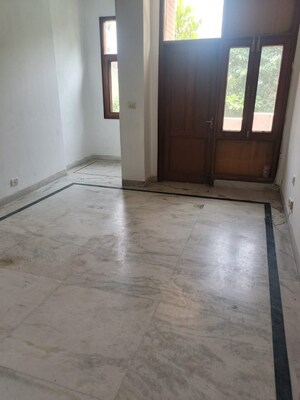 Room in 4 BHK Builder Floor at Sarvodaya Enclave – for Rent