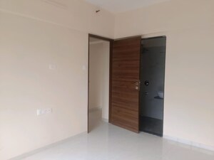 Room in 2.5 BHK Apartment at Modi Spaces Ganges, Borivali West – for Rent
