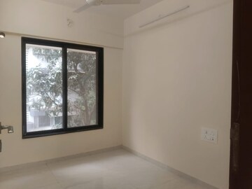 Room in 2.5 BHK Apartment at Modi Spaces Ganges, Borivali West – for Rent