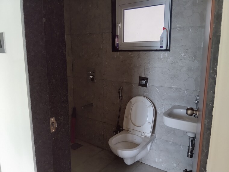 Bathroom, vtp-cygnus 2 Bedroom 620 Sq.Ft. Apartment In Kharadi Pune 9269962