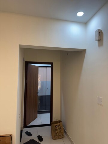 Room in 2 BHK Apartment at Brigade Cornerstone Utopia, Varthur – for Rent