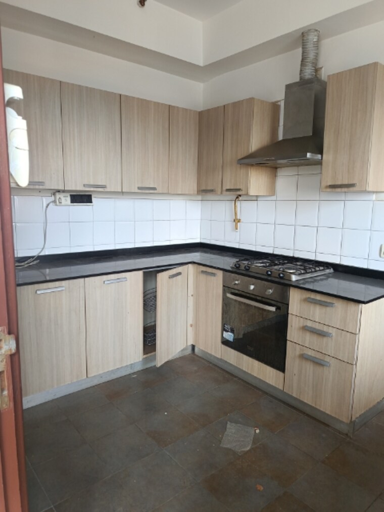 Kitchen, unitech-escape 3 Bedroom 2000 Sq.Ft. Apartment In Sector 50 Gurgaon 9270055