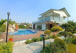 2 BHK Villa – Exterior View View at Sector 135 - for Sale