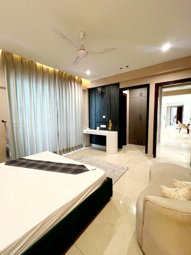 Bedroom, maya-green-lotus-utsav 4 Bedroom 3130 Sq.Ft. Apartment In International Airport Road Zirakpur 9270045