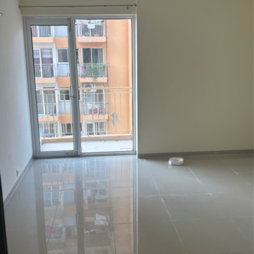 Room in 3 BHK Apartment at Wave Dream Homes, Ram Nagar – for Rent