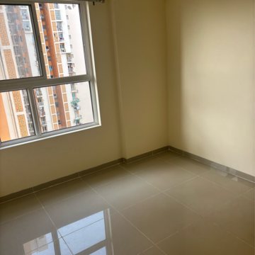 Room in 3 BHK Apartment at Wave Dream Homes, Ram Nagar – for Rent