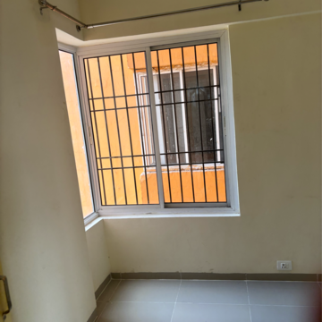 Staircase in 3 BHK Apartment at Wave Dream Homes, Ram Nagar – for Rent