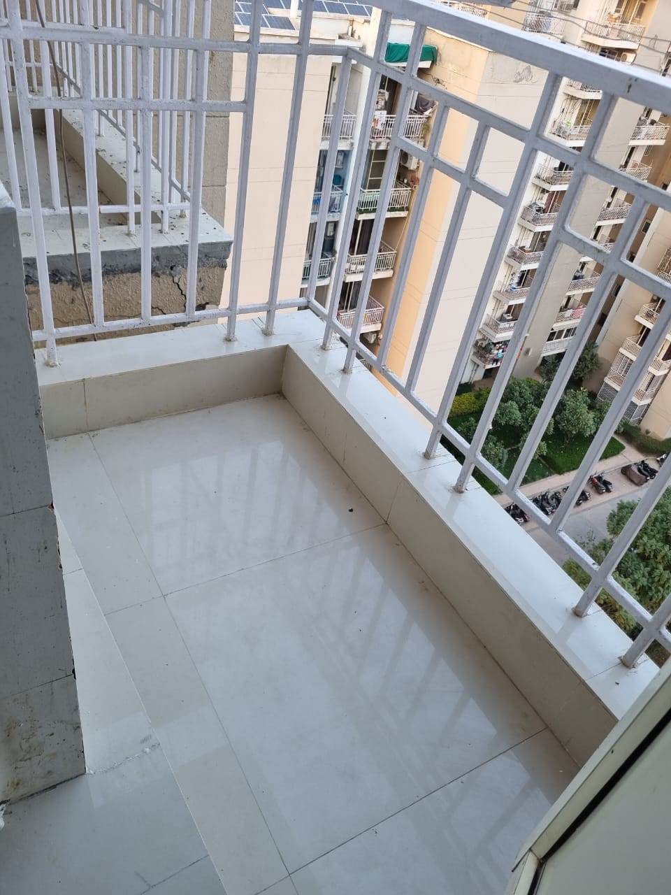 1 Rk  250 Sq.Ft. Apartment in Puri Pratham