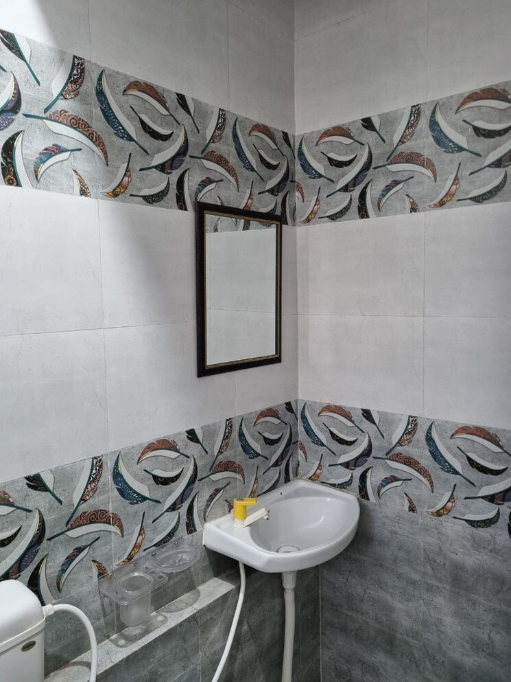 Bathroom, puri-pratham 1 RK 250 Sq.Ft. Apartment In Sector 84 Faridabad 9270125