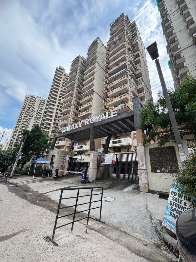 Exterior View, galaxy-royale 2.5 Bedroom 1120 Sq.Ft. Apartment In Gaur City 2 Greater Noida 9270159