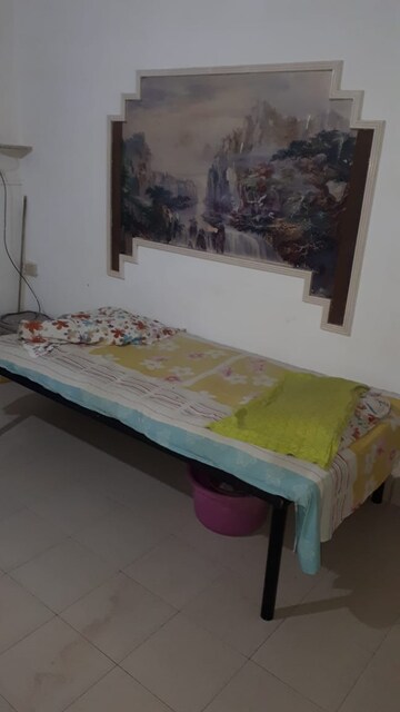  Pg For Rent in Mahim
