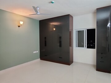 Room in 3 BHK Apartment at Prestige Tranquil, Kokapet – for Rent