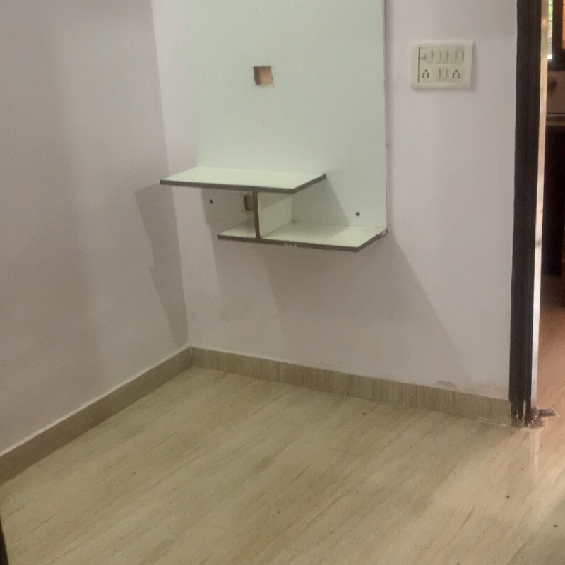 1 BHK Builder Floor For Rent in Rohini Sector 23