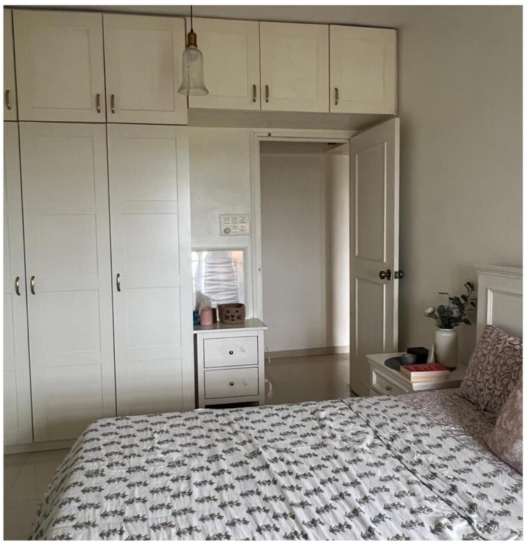 Bathroom, movie-tower 2 Bedroom 1000 Sq.Ft. Apartment In Andheri West Mumbai 9270241