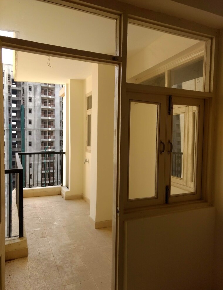 Balcony, svp-gulmohur-garden-phase-2 3 Bedroom 1185 Sq.Ft. Apartment In Raj Nagar Extension Ghaziabad 9270184