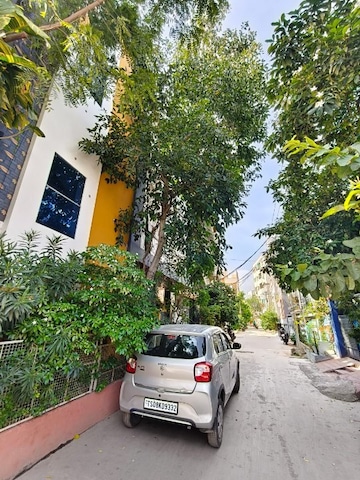 6+ BHK Independent House – Exterior View View at Neredment - for Sale