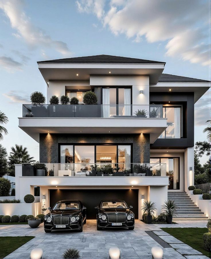 4 BHK + Pooja Room,Servant Room,Study Room,Extra Room Villa For Sale in My Palace