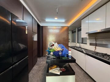 Parking in 4 BHK Apartment at Lodha Trump Tower, Worli – for Rent