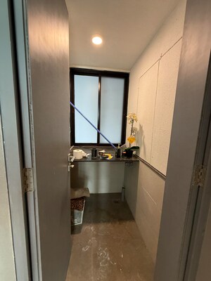 Furnished Amenities in 4 BHK Apartment at Lodha Trump Tower, Worli – for Rent