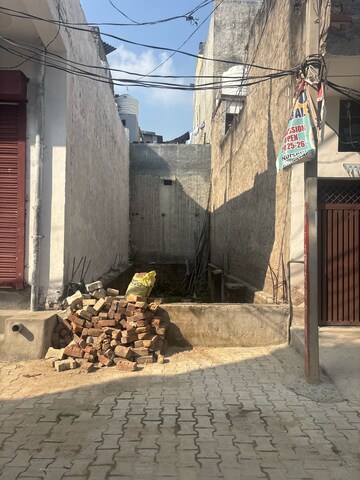  Plot For Sale in Krishna Colony