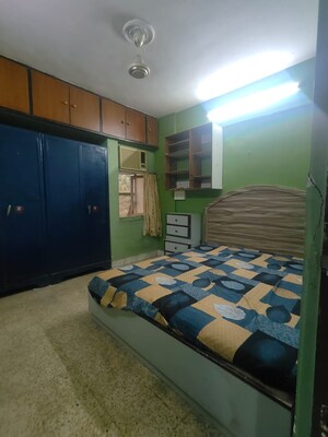 Bedroom in 1.5 BHK Apartment at Kachnar CHS Vasant Vihar, Vasant Vihar – for Rent