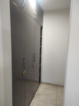 Building Lobby in 3.5 BHK Builder Floor at M3M Soulitude, Sector 89 – for Sale