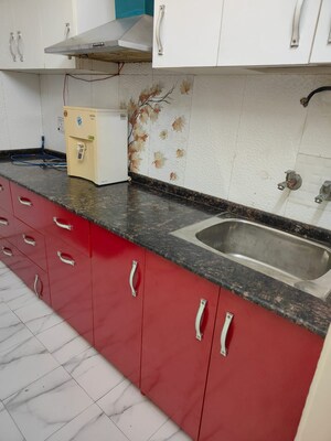 Kitchen in 2 BHK Builder Floor at SAS Tower, Sector 38 – for Rent