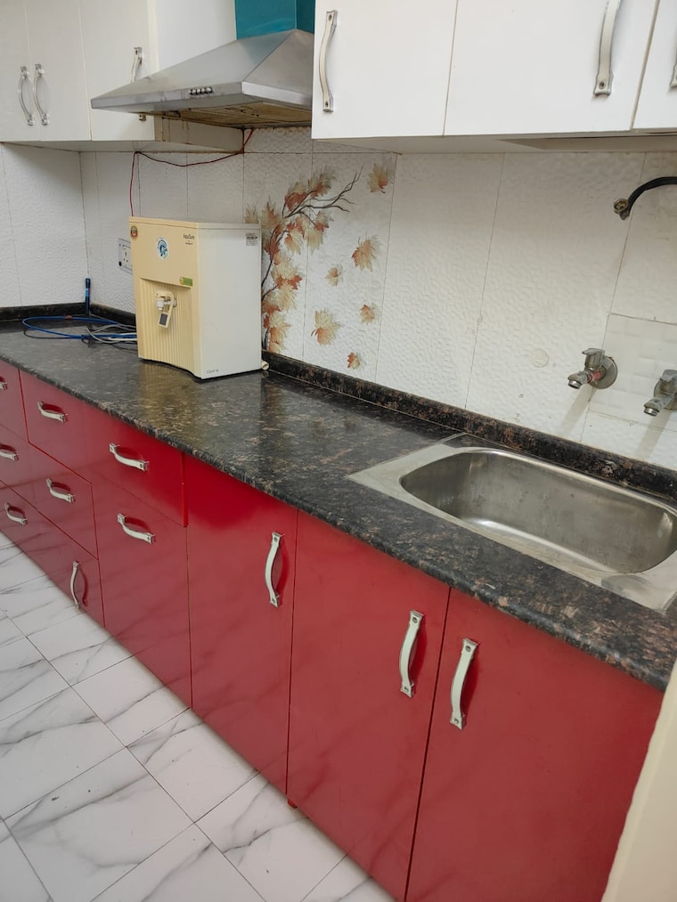 Kitchen, sas-tower 2 Bedroom 1500 Sq.Ft. Builder Floor In Sector 38 Gurgaon 9270256