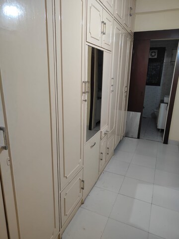 Building Lobby in 2 BHK Builder Floor at SAS Tower, Sector 38 – for Rent