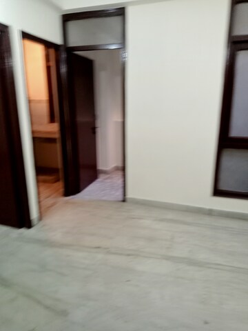 Room in 1 BHK Builder Floor at Neb Sarai – for Rent
