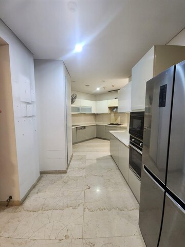 Building Lobby in 4 BHK Apartment at Omkar 1973, Worli – for Rent