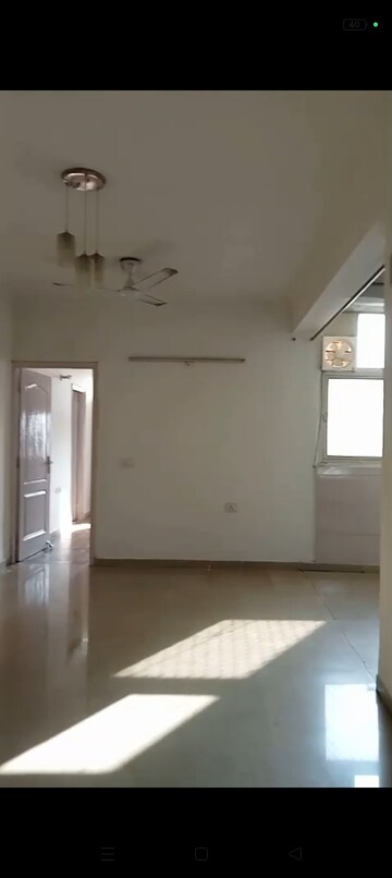 Room in 2 BHK Apartment at High End Paradise II, Raj Nagar Extension – for Rent