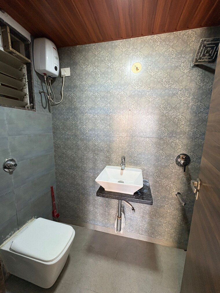 Bathroom, ghansoli 2 Bedroom 750 Sq.Ft. Apartment In Ghansoli Navi Mumbai 9270350