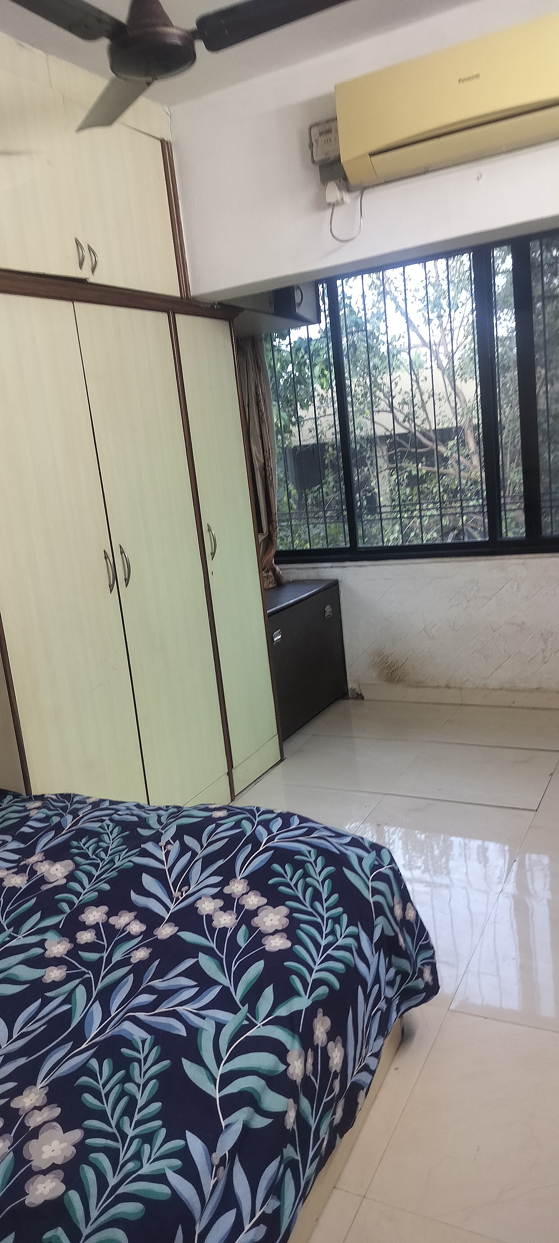2 BHK Apartment For Sale in Varsha Milan CHS