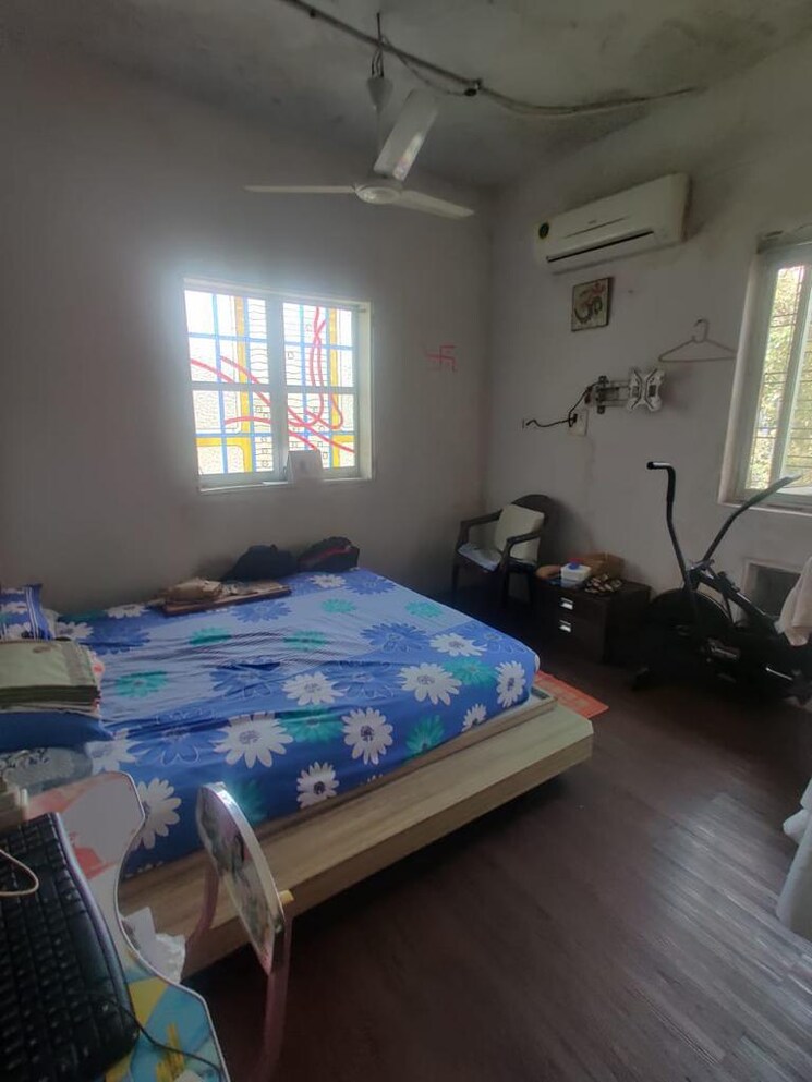 Master Bedroom, new-kailash-niwas 5 Bedroom 1400 Sq.Ft. Apartment In Ghatkopar East Mumbai 9270400