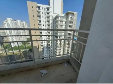 Master Bedroom in 2 BHK Apartment at Puri Emerald Bay, Sector 104 – for Sale